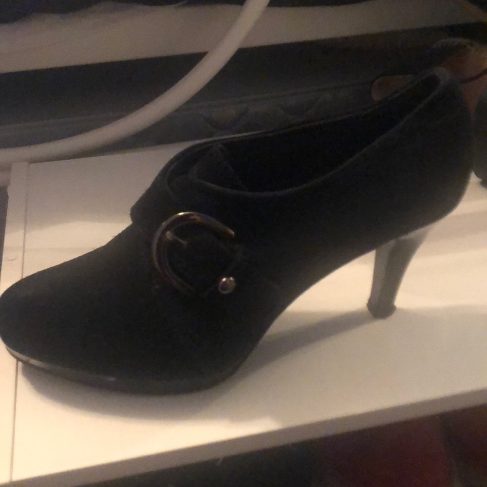 Anne Klein Lightly Worn Heels